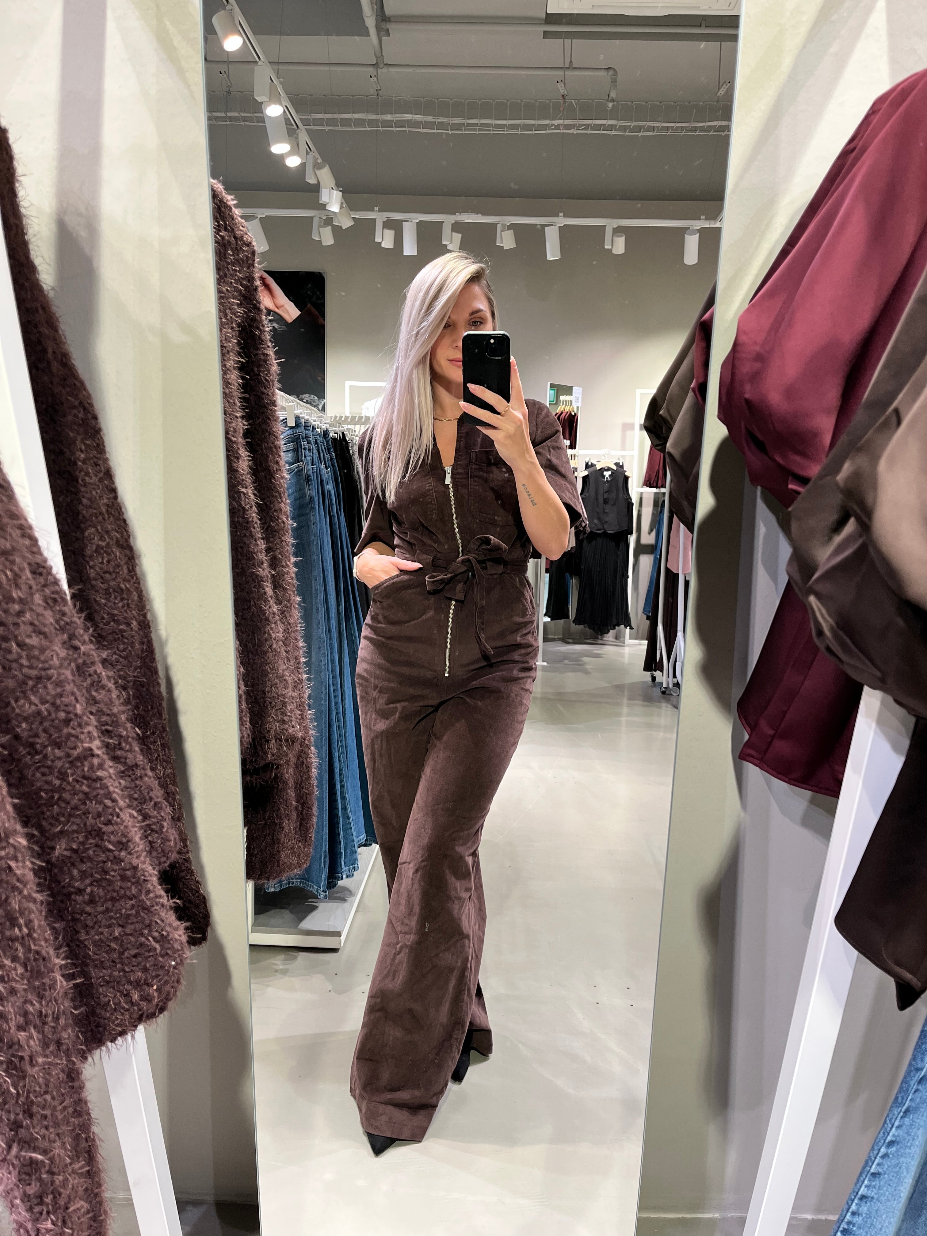 VIGUNA Jumpsuit - Coffee Bean